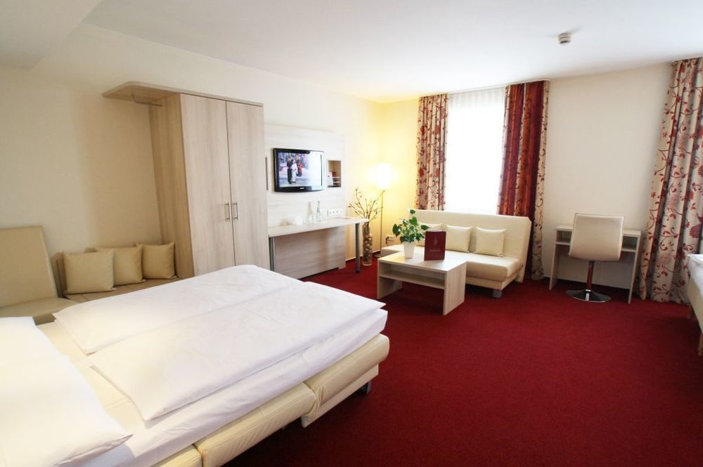 Hotel Roedelheimer Hof - Am Wasserturm 3*