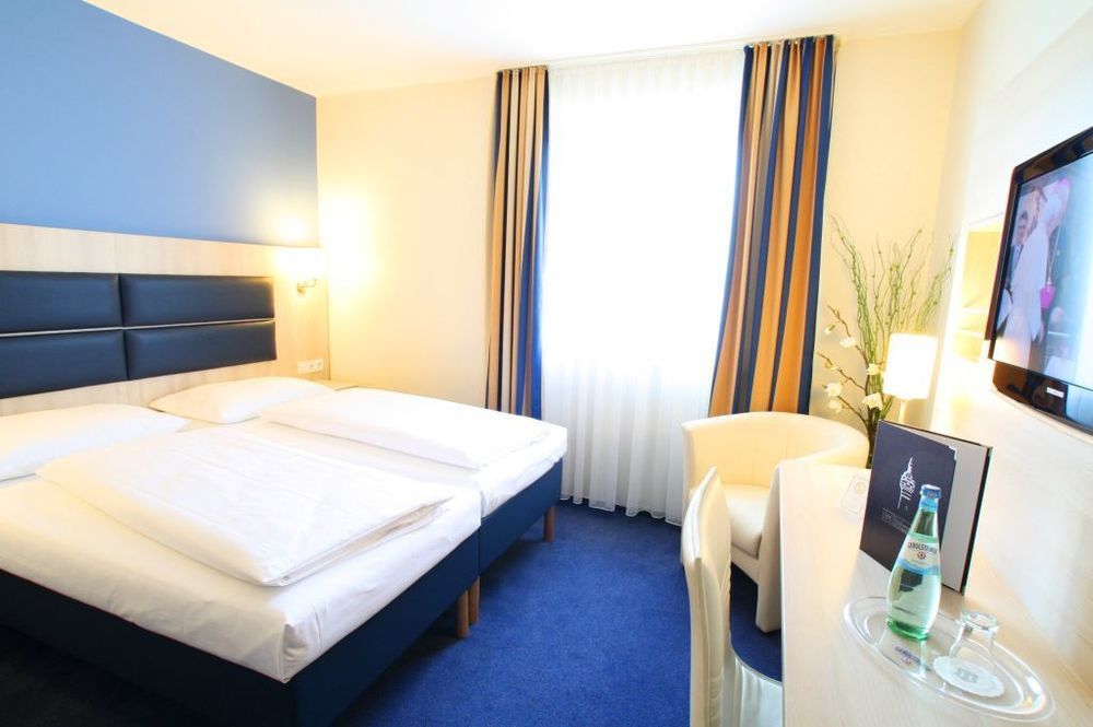 Roedelheimer Hof - Am Wasserturm Hotel 3*