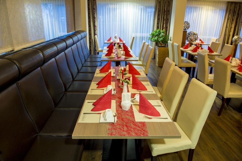 Hotel Roedelheimer Hof - Am Wasserturm 3*