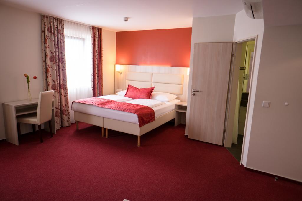 Roedelheimer Hof - Am Wasserturm Hotel 3*